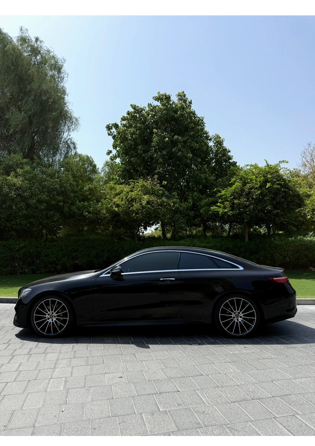 Black Mercedes Benz E300 Coupe 2017